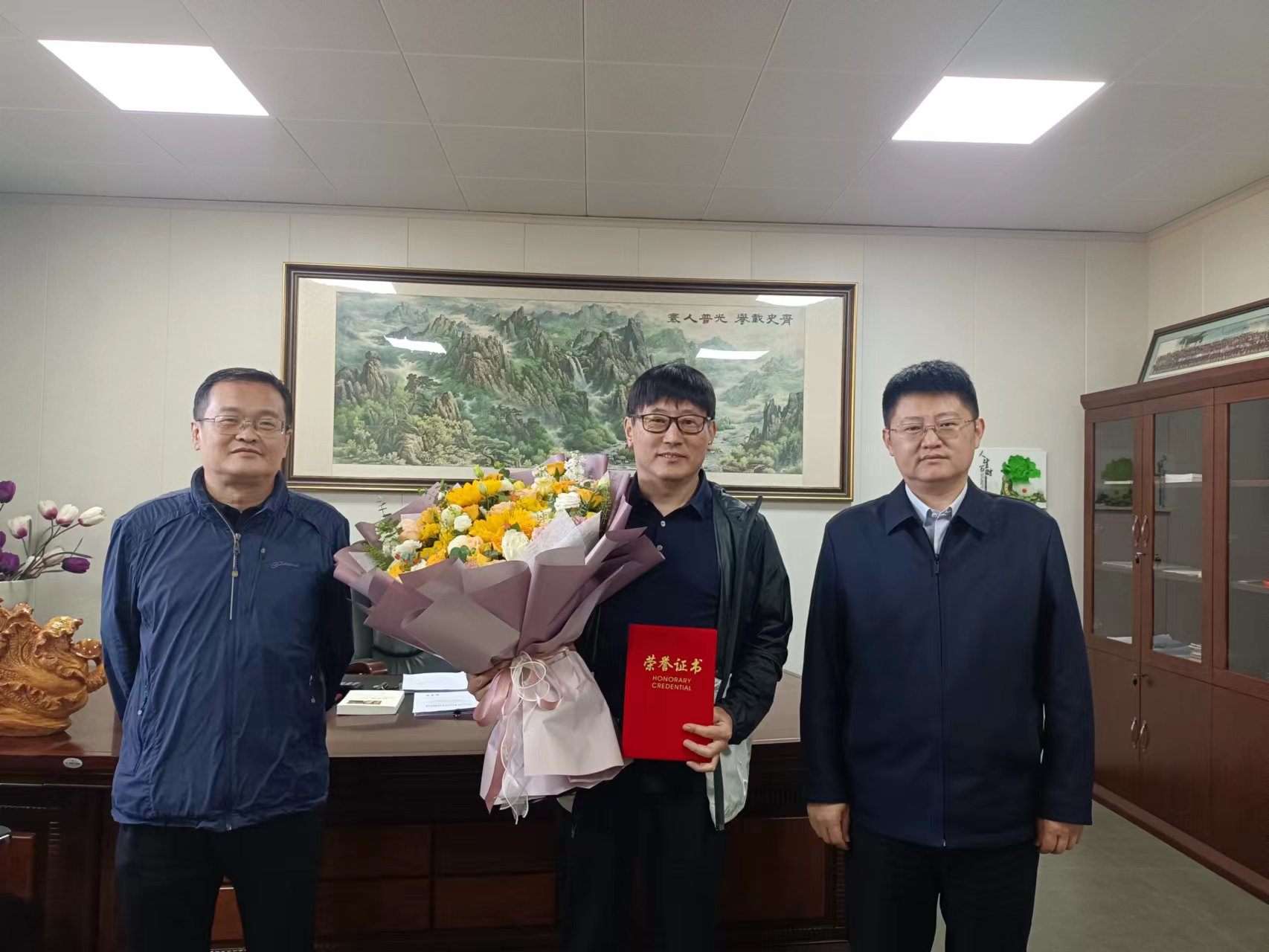 骞崇户鏍�.jpg 骞崇户鏍�.jpg